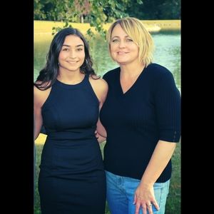 Meet your Posher, Sandy